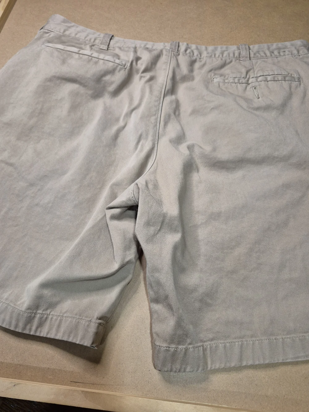 J. Crew Men's Light Khaki Flat-Front Shorts 4213/7